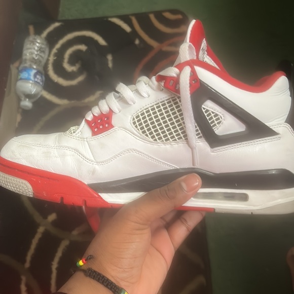 Jordan 4 air jordan retro oh fire red basically brand new - Picture 4 of 11